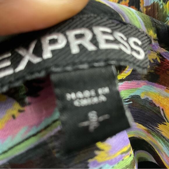 Express Sheer Printed 3/4 Sleeve Blouse with Front Tie S Dopamine Casual - Picture 10 of 12